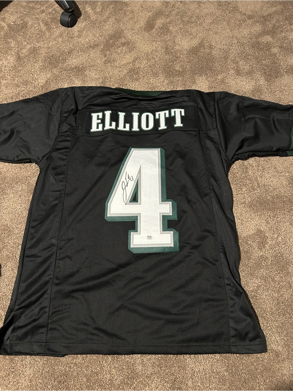 Jake Elliott Philadelphia Eagles autographed jersey PSA Large